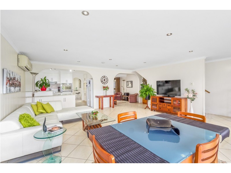 1/6 Tupia Avenue, Tweed Heads NSW 2485