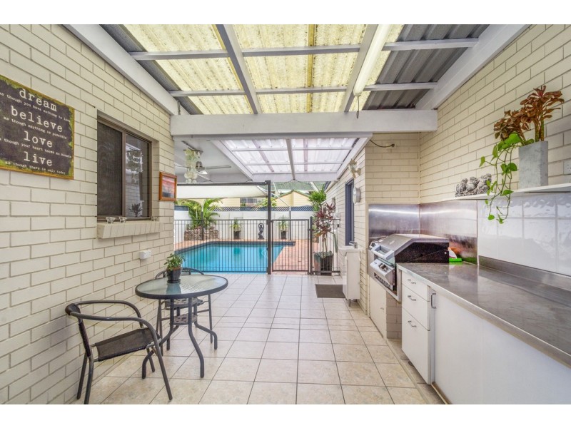 1/6 Tupia Avenue, Tweed Heads NSW 2485
