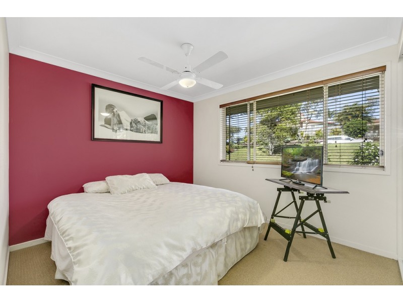 30 Manuka Road, Banora Point NSW 2486