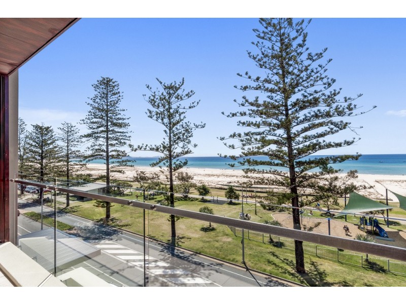 4/60 Musgrave Street, Coolangatta QLD 4225