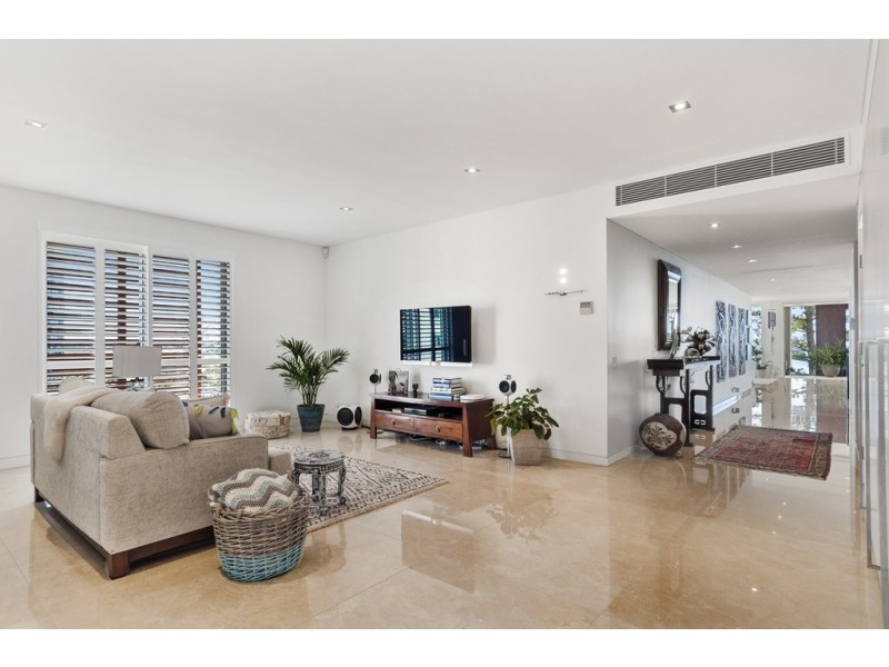 4/60 Musgrave Street, Coolangatta QLD 4225