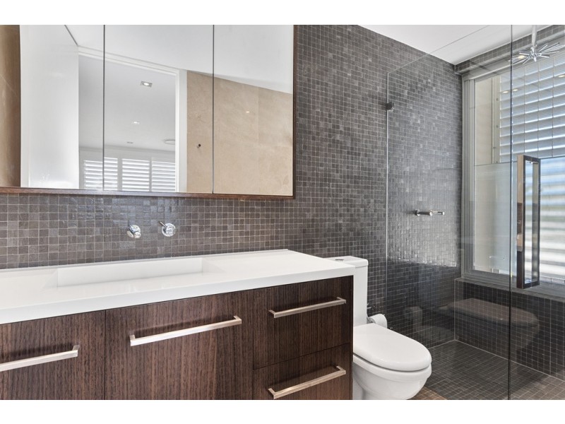 4/60 Musgrave Street, Coolangatta QLD 4225