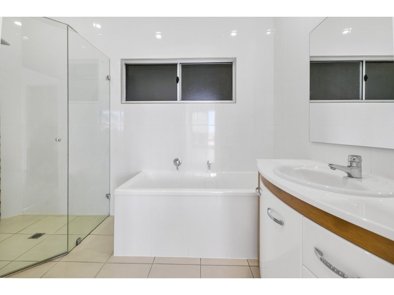 9a Kennedy Drive, Tweed Heads NSW 2485