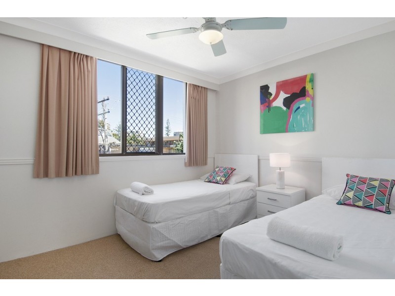 1/190 Marine Pde, Coolangatta QLD 4225