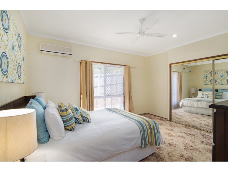 67 Bimbadeen Ave, Banora Point NSW 2486