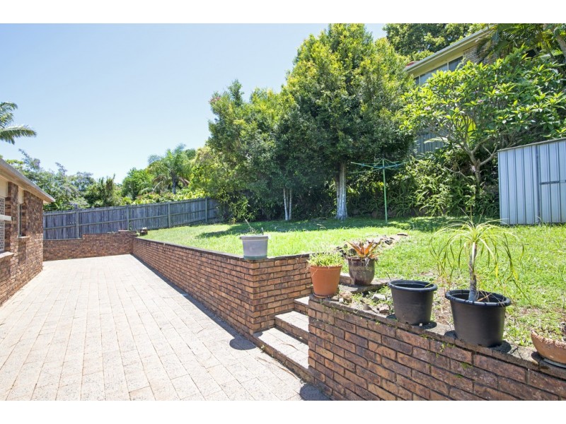 67 Bimbadeen Ave, Banora Point NSW 2486