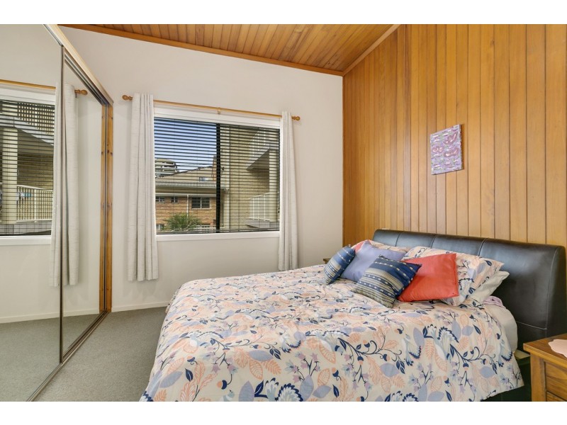 70 Stapylton Street, Coolangatta QLD 4225