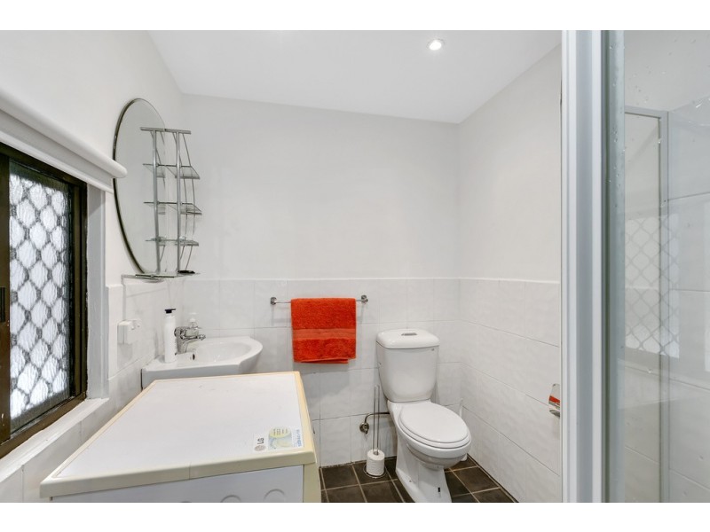 70 Stapylton Street, Coolangatta QLD 4225