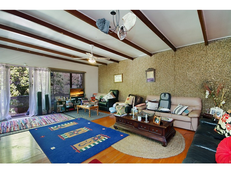27 Stapylton St, Coolangatta QLD 4225
