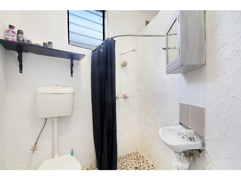 27 Stapylton St, Coolangatta QLD 4225