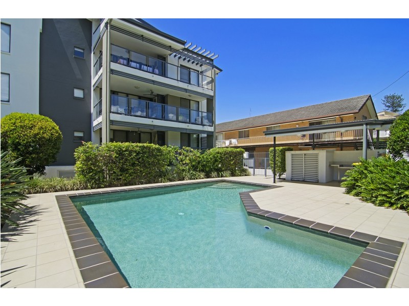 11/66-68 McLean Street, Coolangatta QLD 4225