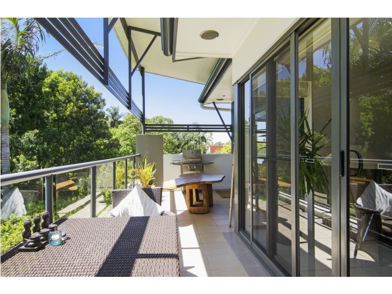 11/66-68 McLean Street, Coolangatta QLD 4225