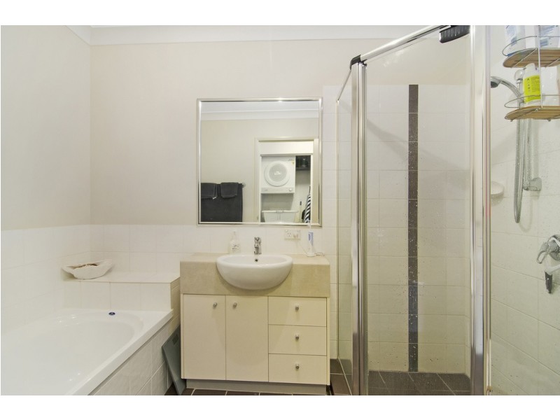 11/66-68 McLean Street, Coolangatta QLD 4225