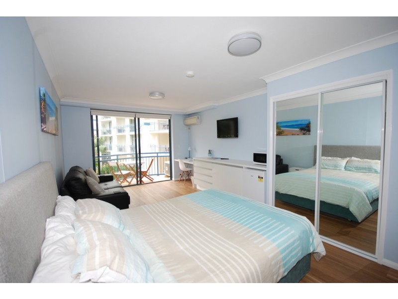 223 99 Griffith Street, Coolangatta QLD 4225