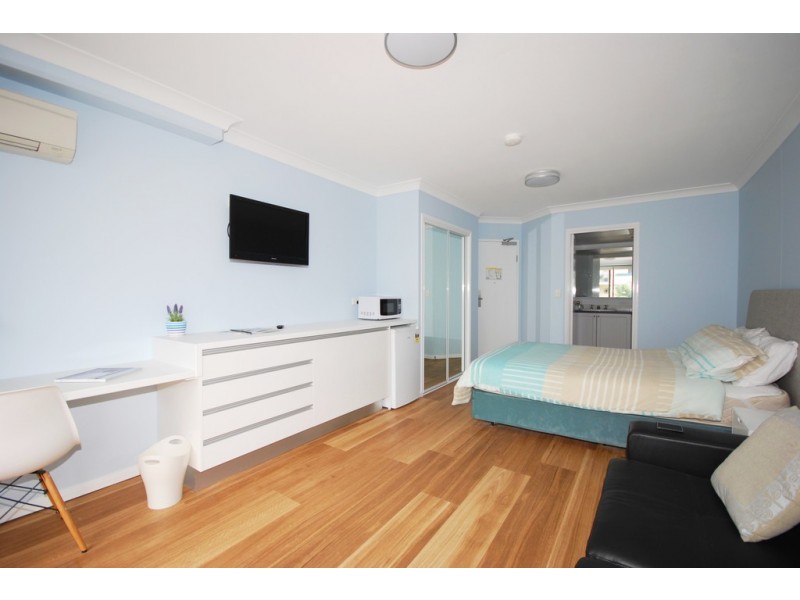 223 99 Griffith Street, Coolangatta QLD 4225