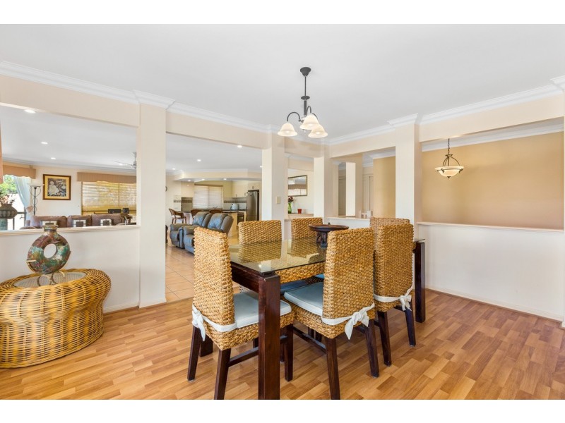 10 Daintree Close, Banora Point NSW 2486