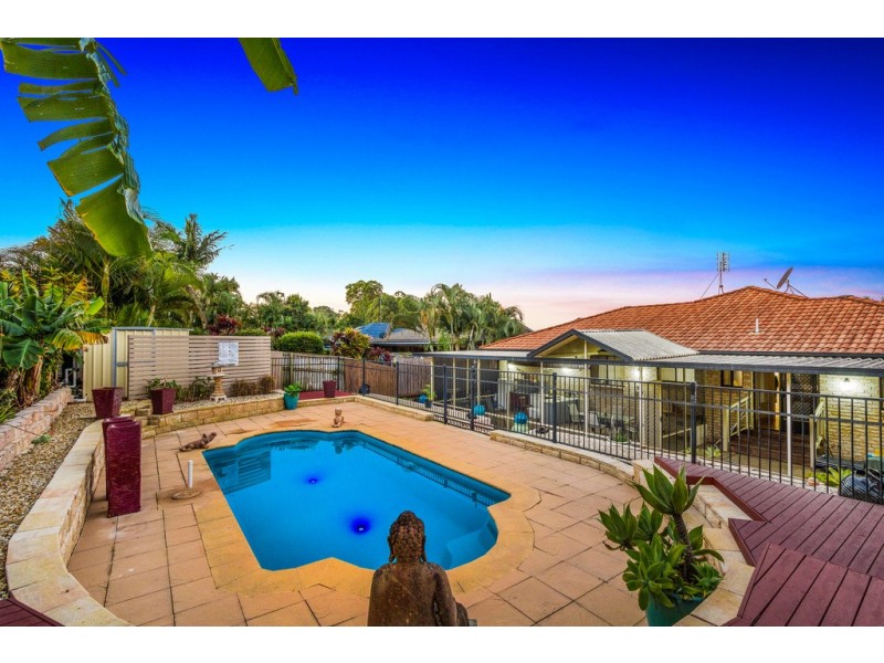 10 Daintree Close, Banora Point NSW 2486