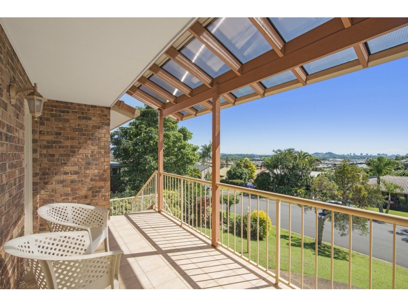 12 Widgee Ave, Banora Point NSW 2486