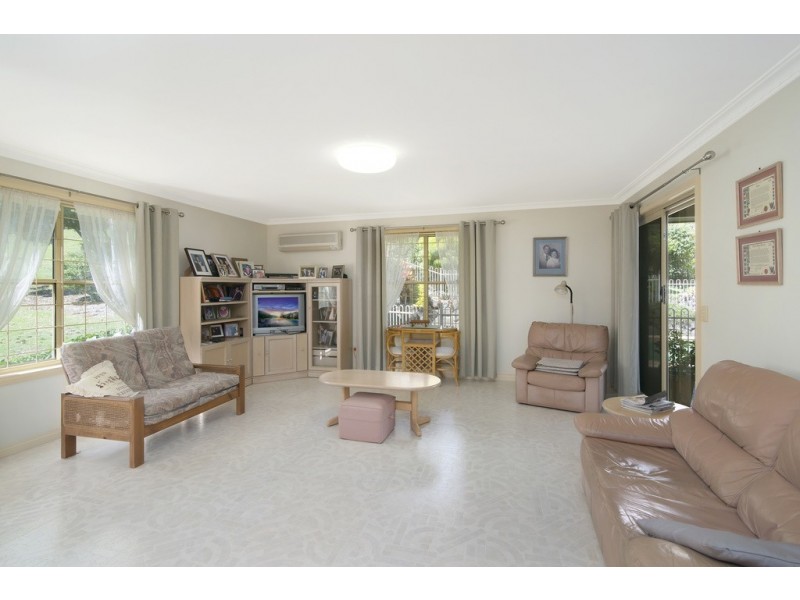 12 Widgee Ave, Banora Point NSW 2486