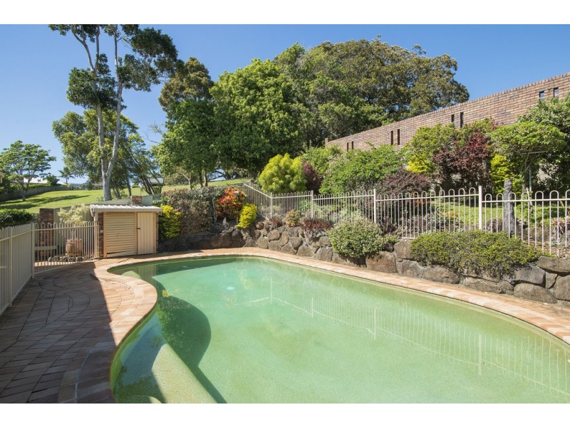 12 Widgee Ave, Banora Point NSW 2486