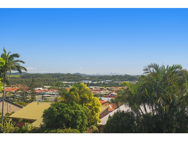 12 Widgee Ave, Banora Point NSW 2486