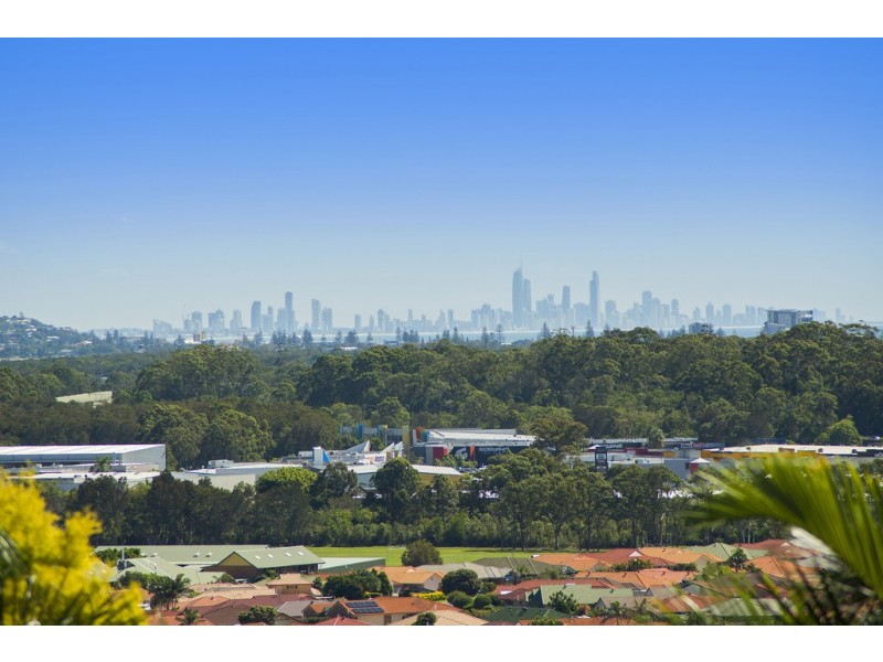 12 Widgee Ave, Banora Point NSW 2486