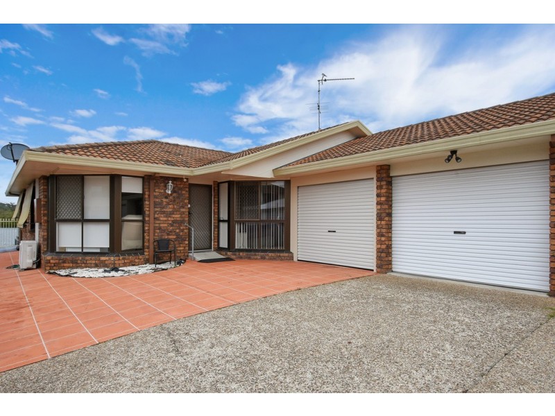 210 Kennedy Drive, Tweed Heads West NSW 2485