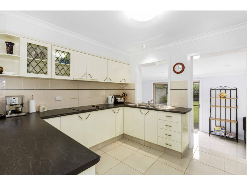 40 Bolton Street, Coolangatta QLD 4225