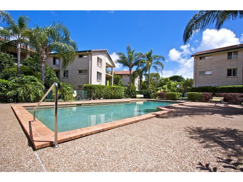 2/22 Binya Avenue, Kirra QLD 4225