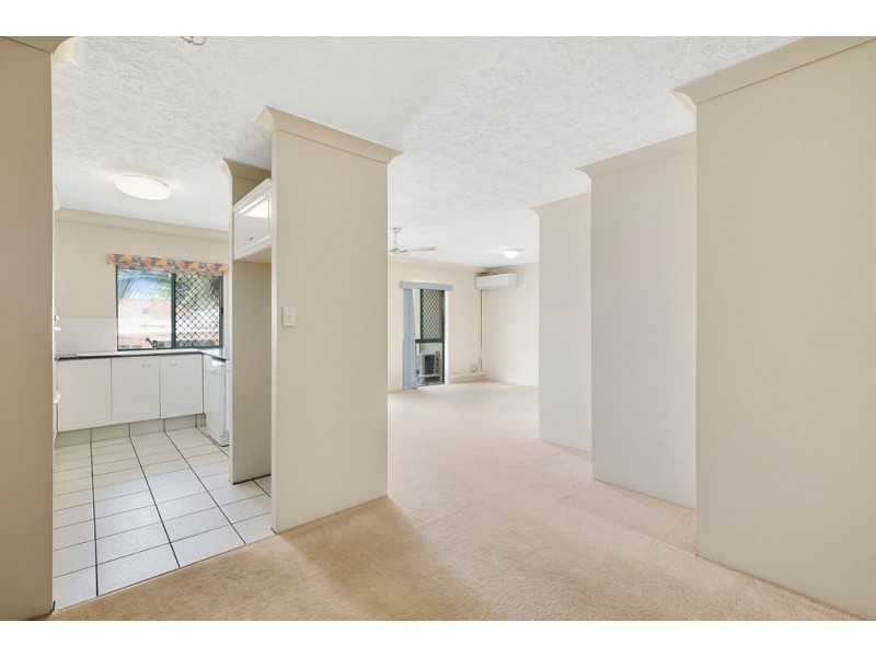 13/143 Golden Four Drive, Bilinga QLD 4225