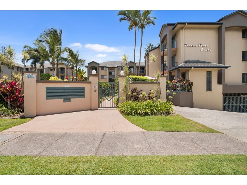 13/143 Golden Four Drive, Bilinga QLD 4225