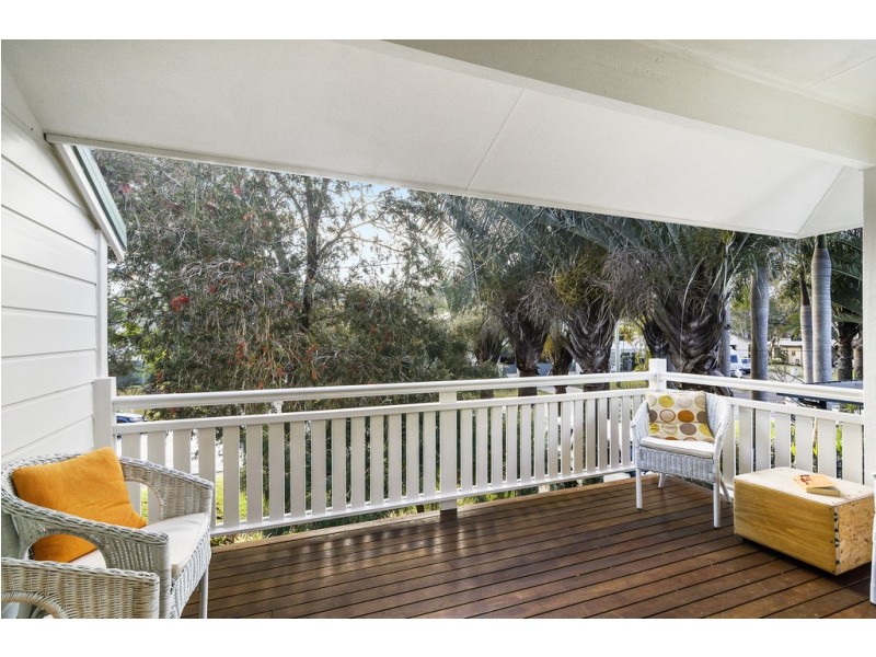 9 Jacaranda Ave, Tweed Heads West NSW 2485