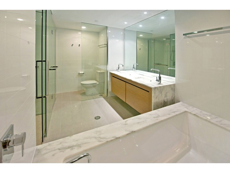 1304/1 Douglas Street, Coolangatta QLD 4225