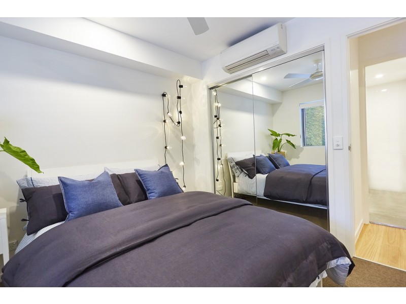 4/13 Fenton St, Fairfield QLD 4103