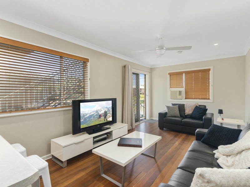 1/47 Coolangatta Rd, Kirra QLD 4225