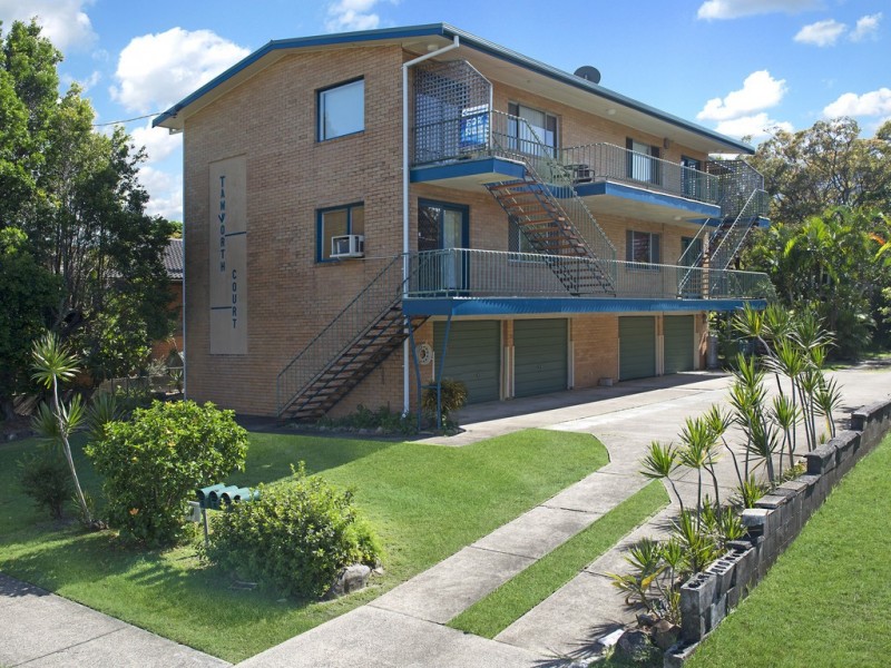 1/47 Coolangatta Rd, Kirra QLD 4225