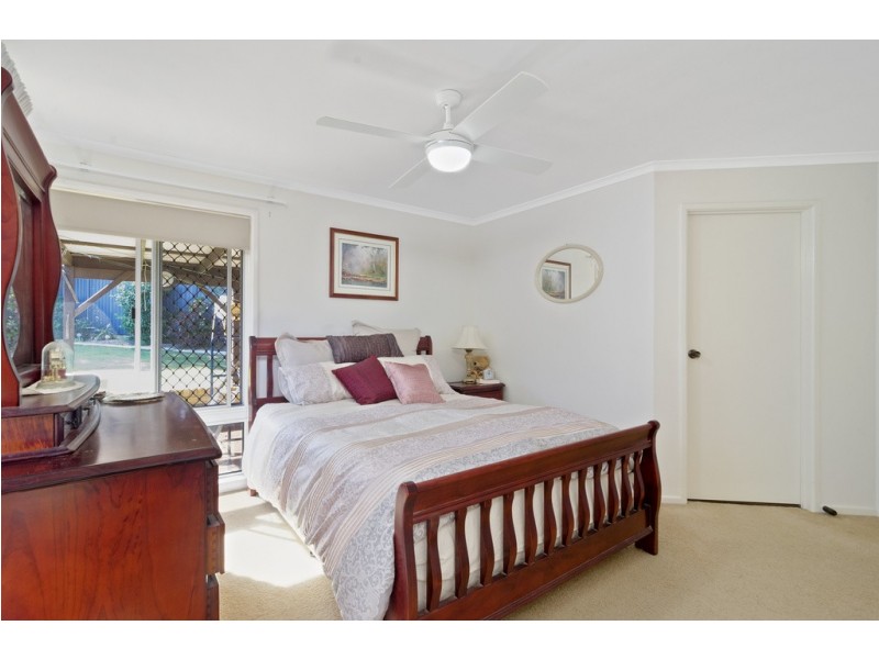 33 Birnam Ave, Banora Point NSW 2486