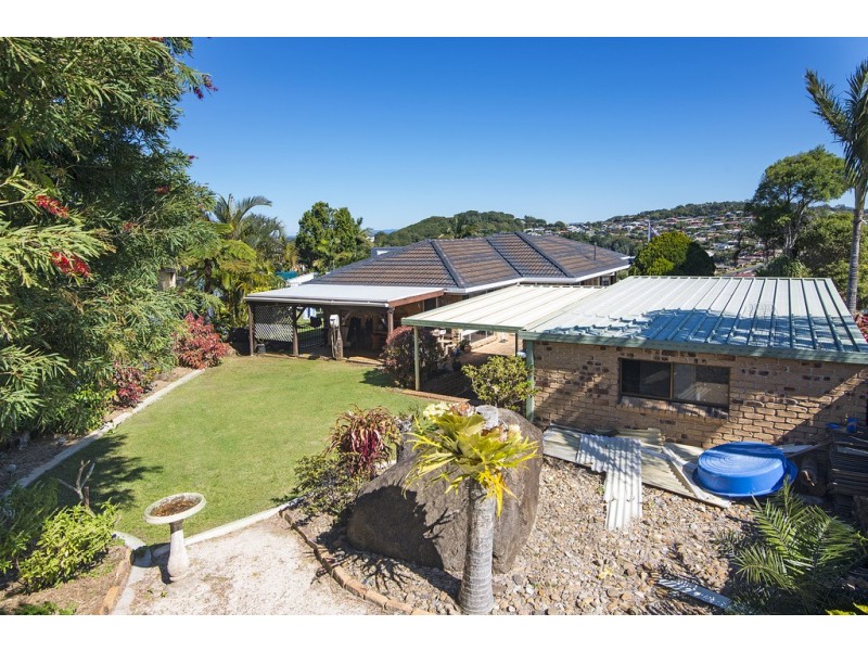 33 Birnam Ave, Banora Point NSW 2486