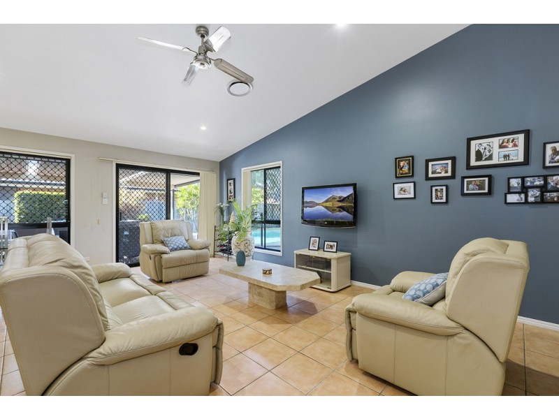 14 Firestone Dr, Banora Point NSW 2486