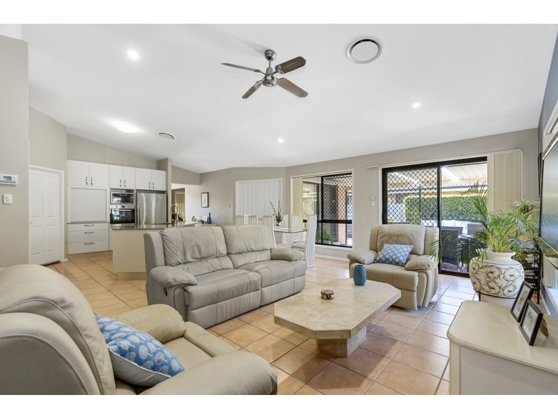 14 Firestone Dr, Banora Point NSW 2486