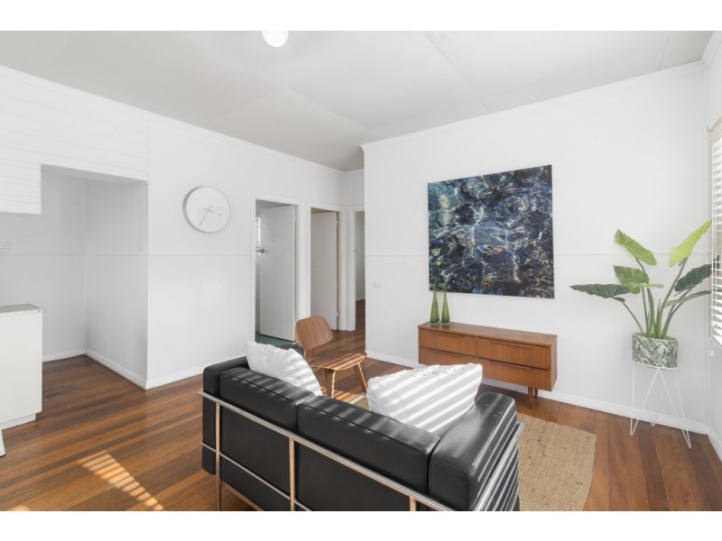 29 Stapylton St, Coolangatta QLD 4225