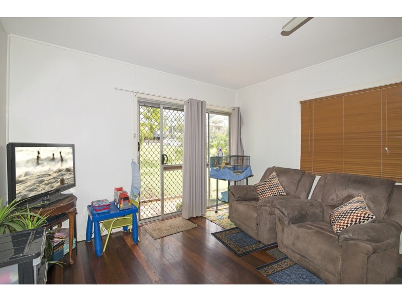 14 Seaview Rd, Banora Point NSW 2486