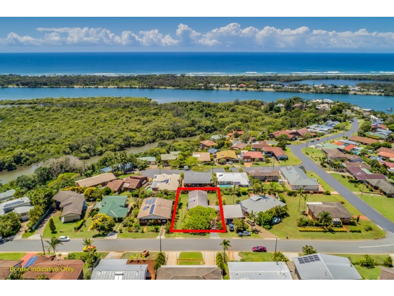 14 Seaview Rd, Banora Point NSW 2486