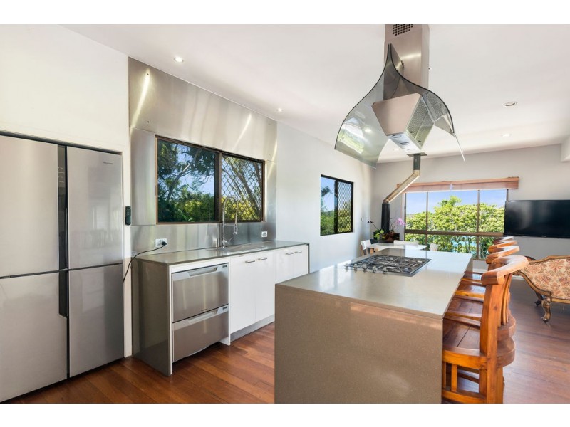 33 Kennedy Dr, Tweed Heads NSW 2485