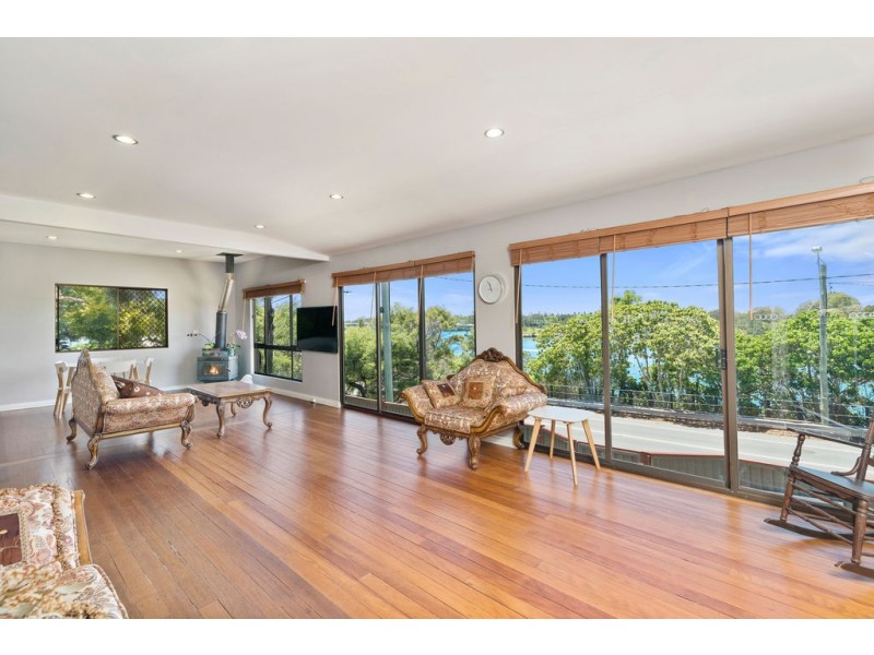 33 Kennedy Dr, Tweed Heads NSW 2485