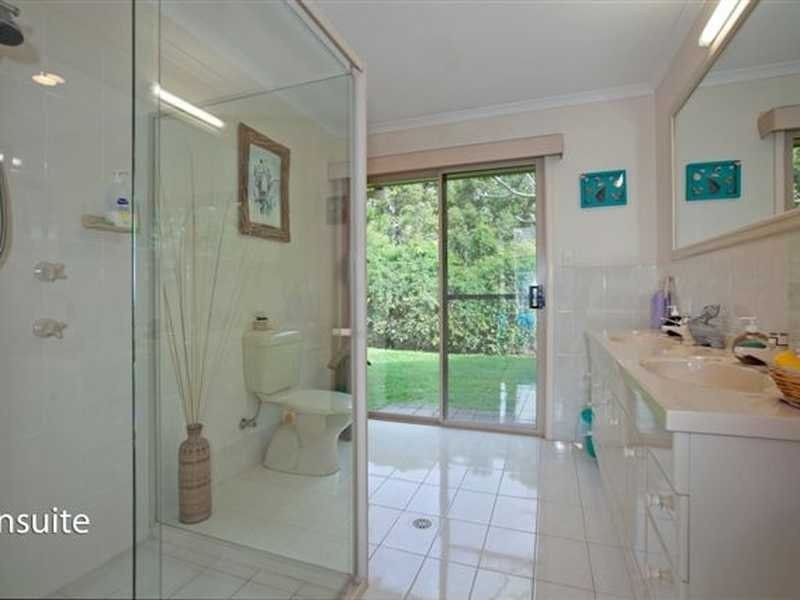 15 Aroona Crescent, Bilambil NSW 2486