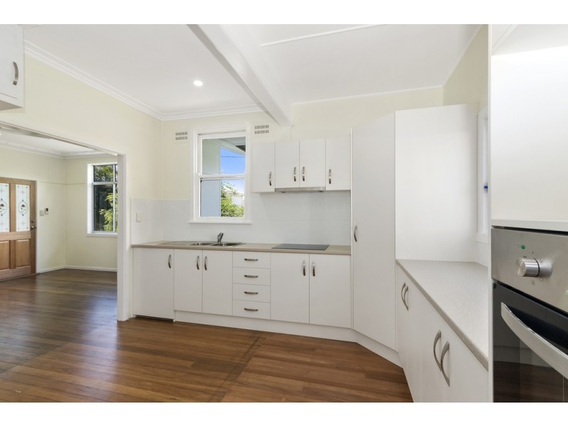 2 Agnes Street, Tweed Heads South NSW 2486