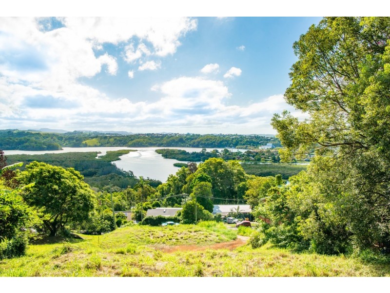 29 Lakeview Parade, Tweed Heads South NSW 2486