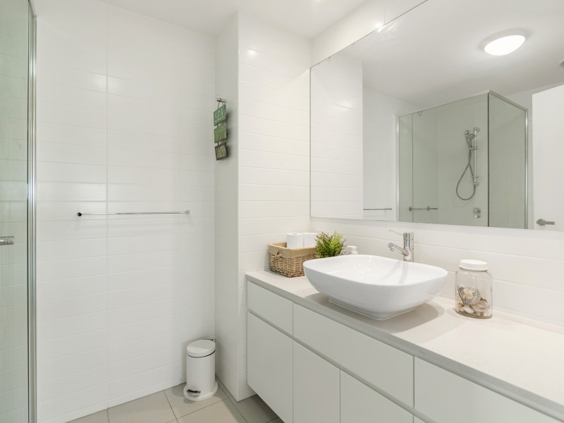 610/2 Creek St, Coolangatta QLD 4225