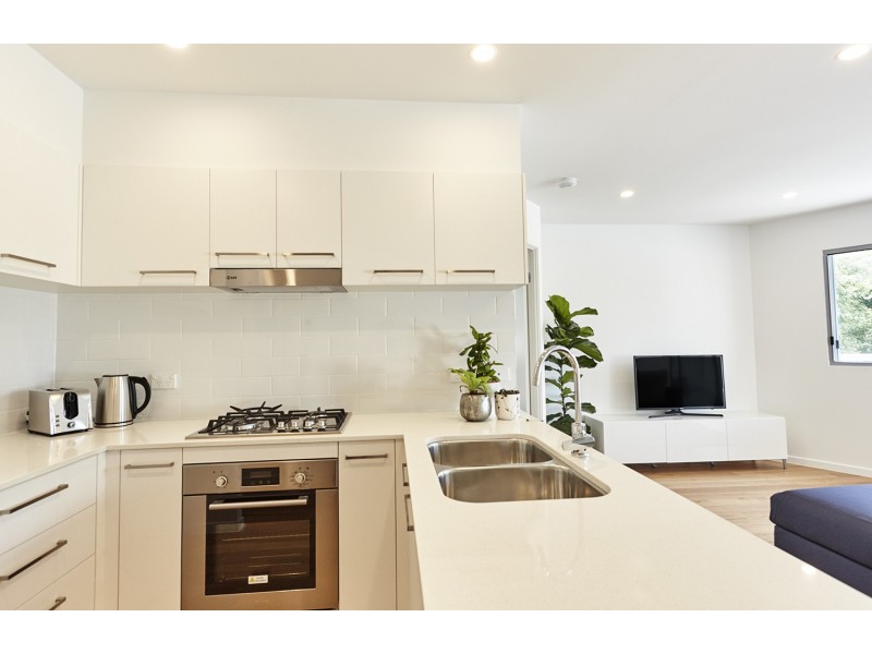 24/13 Fenton Street, Fairfield QLD 4103